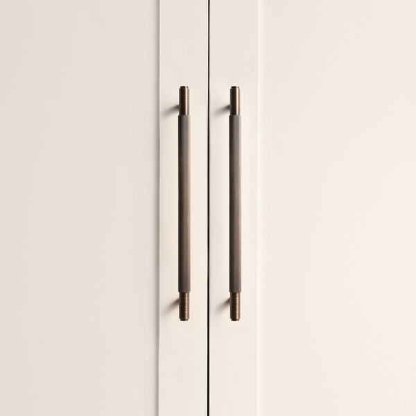 C247 - Linear Montrose Cabinet Handle