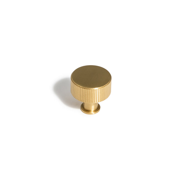 K155 - Claremont Line Knob