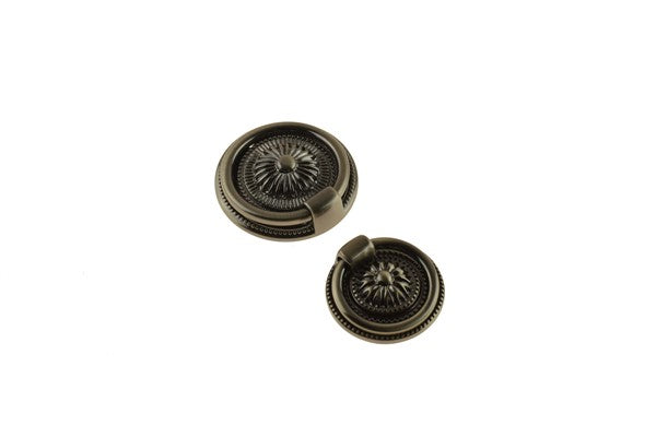 Antique Silver Decorative Round Plate with Ring Pull Cabinet Knob (K64 AS Royale Ring Pull)