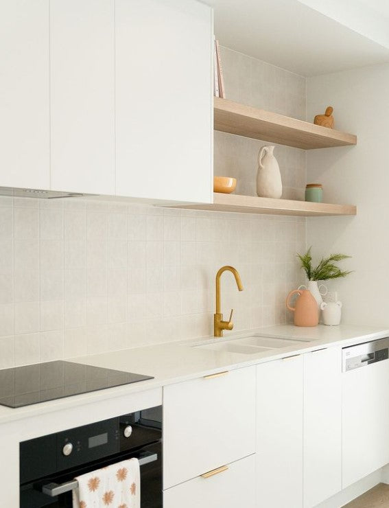 C137- Caloundra Lip Pull