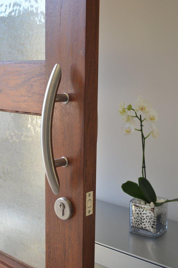 E27- New Style Entrance Pull Handle