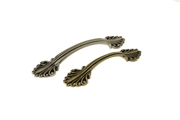 C135 – Ferngully Antique Cabinet Handle