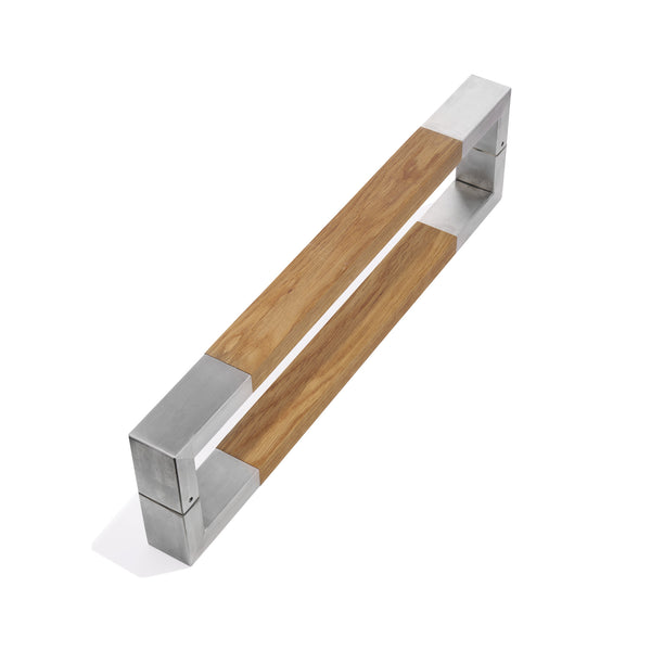 E10- Woodridge Designer Entrance Pull Handle