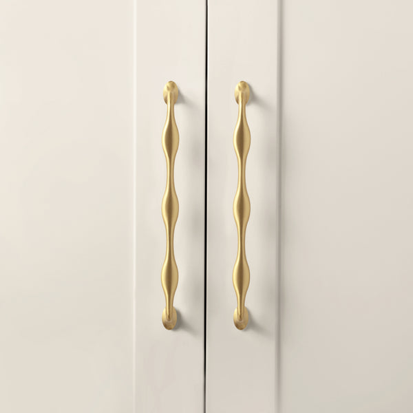 C252 - Lantana Wavy Cabinet Handle