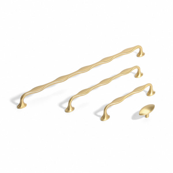 C252 - Lantana Wavy Cabinet Handle