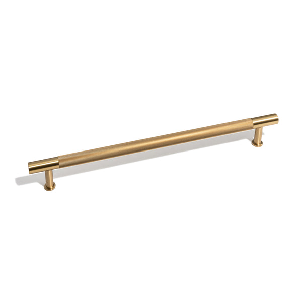 C241 - Balcatta Knurled Appliance Pull