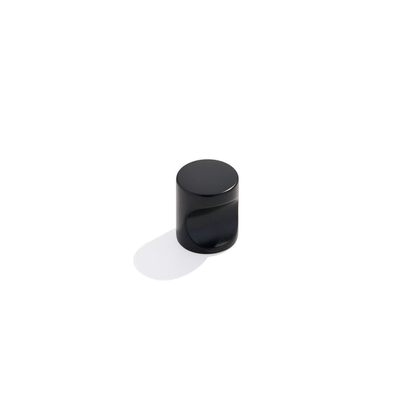 K149 - Black Thumb Pull Knob