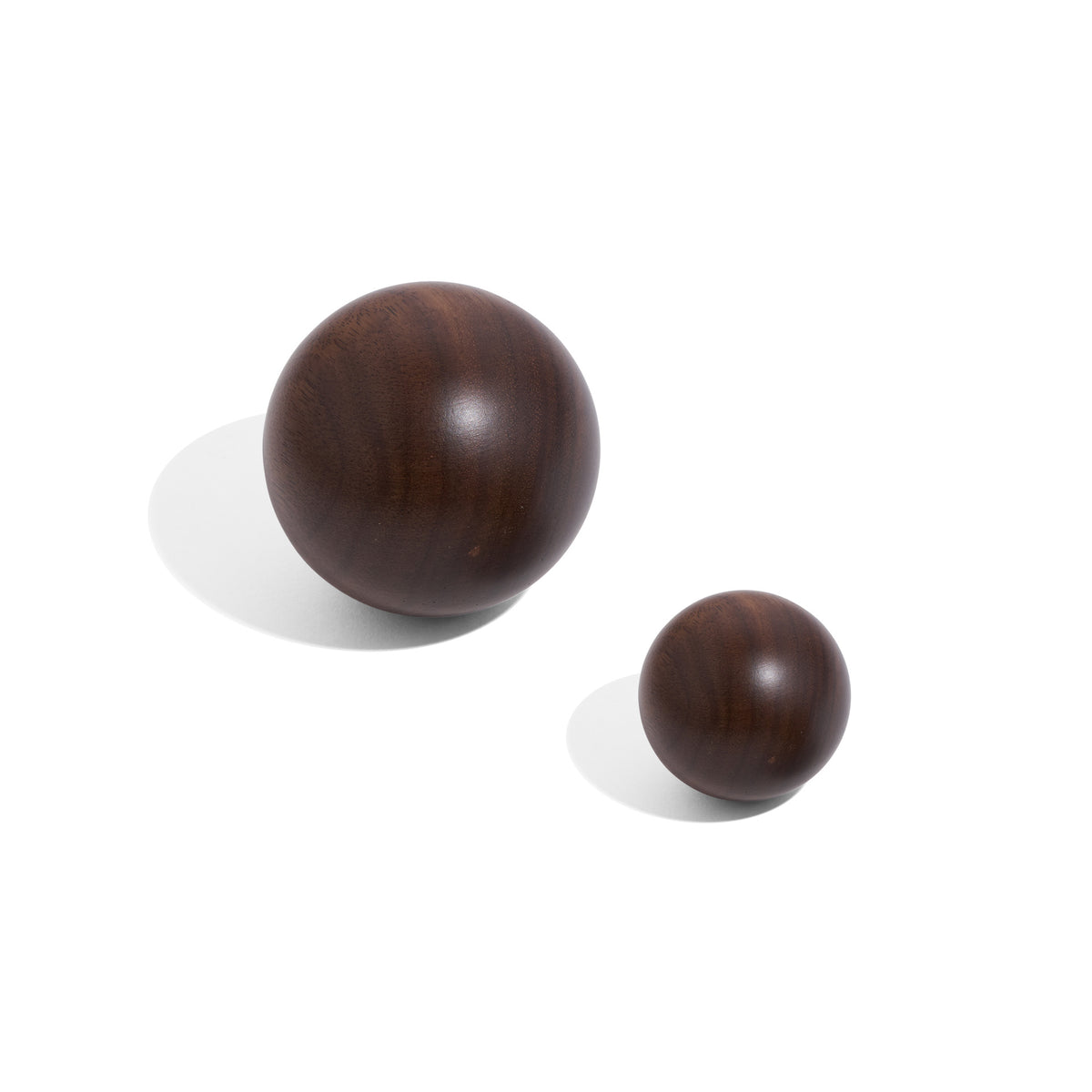K164 - Banca Sphere Timber Knob – Handle House